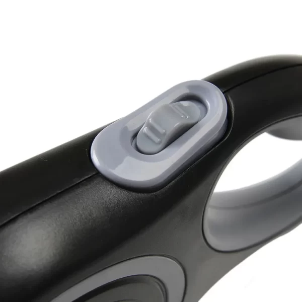 Retractable dog leash